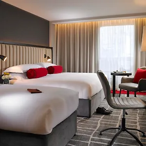 4* Отель Red Cow Moran